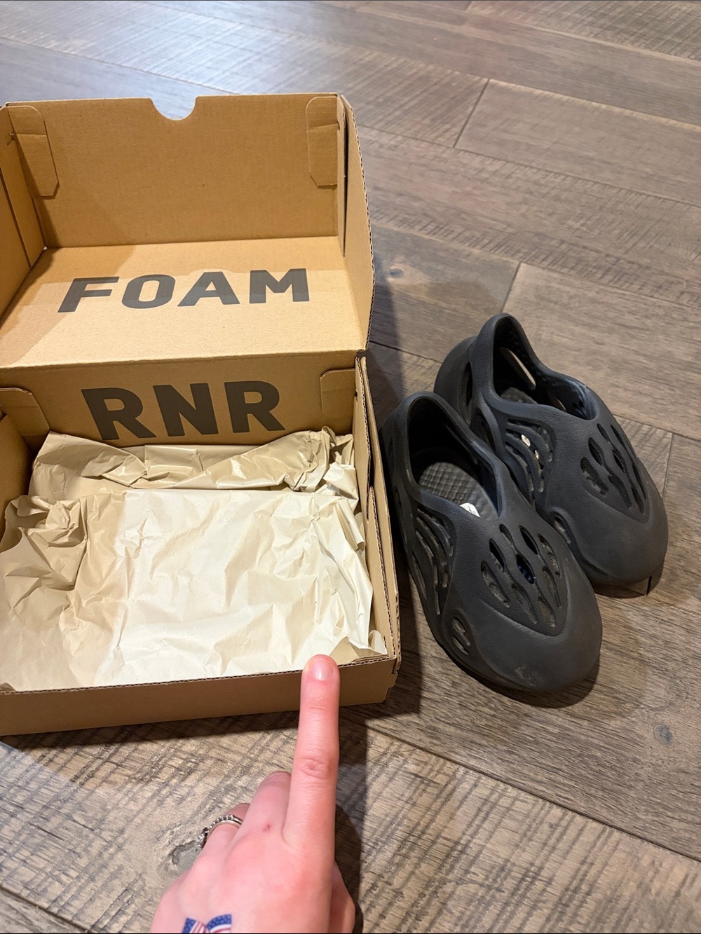 Toddler Black Foam Runrs
